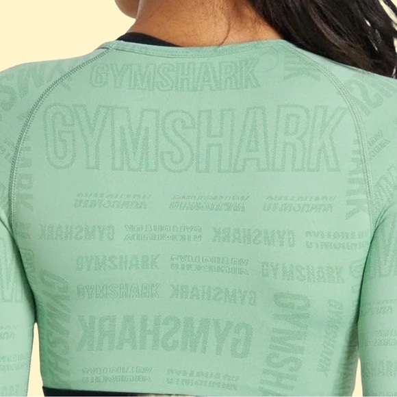 Gymshark Tops - Gymshark green stretch lightweight yoga athletic logo crop long sleeve top L